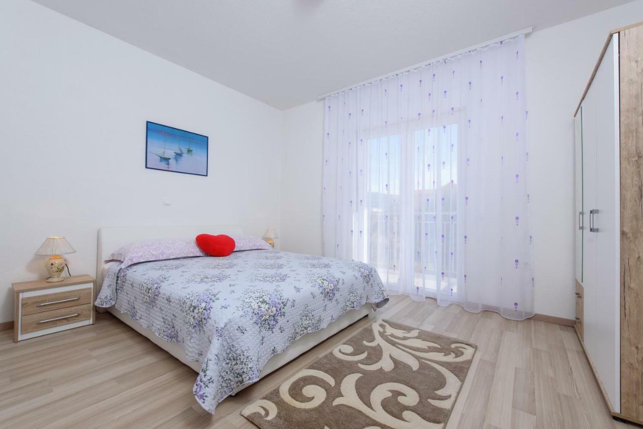 Apartments & Rooms Seaside Kaštela エクステリア 写真