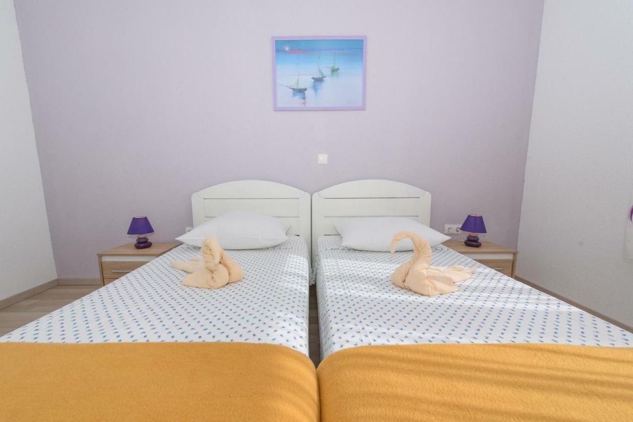 Apartments & Rooms Seaside Kaštela エクステリア 写真
