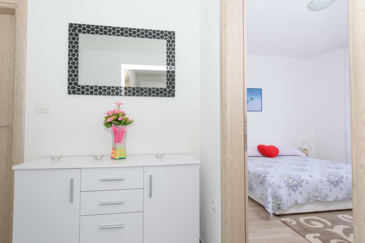 Apartments & Rooms Seaside Kaštela エクステリア 写真